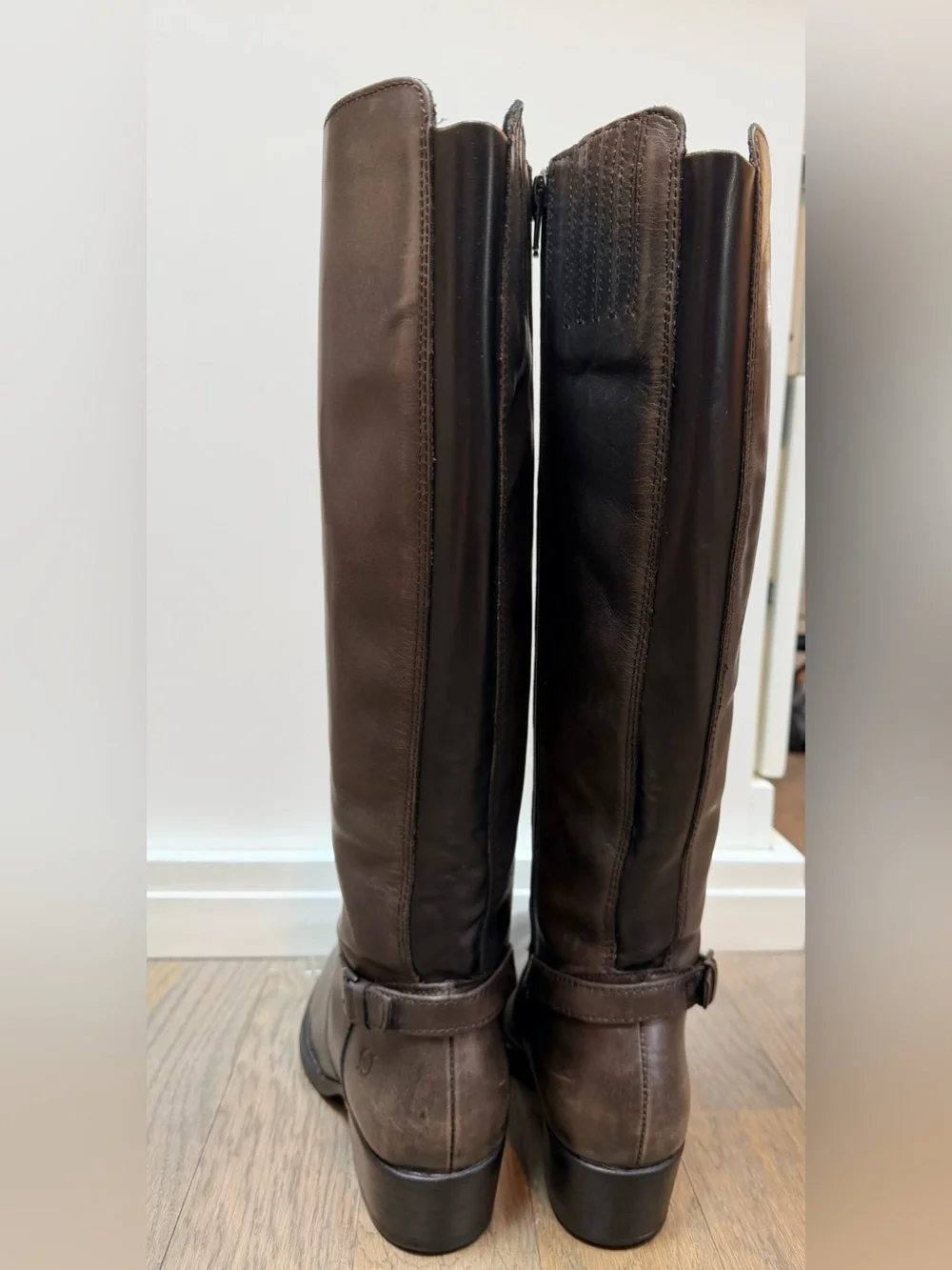 Born Helen Knee High Leather Riding Boots Distressed Womens 8 Tall Comfort